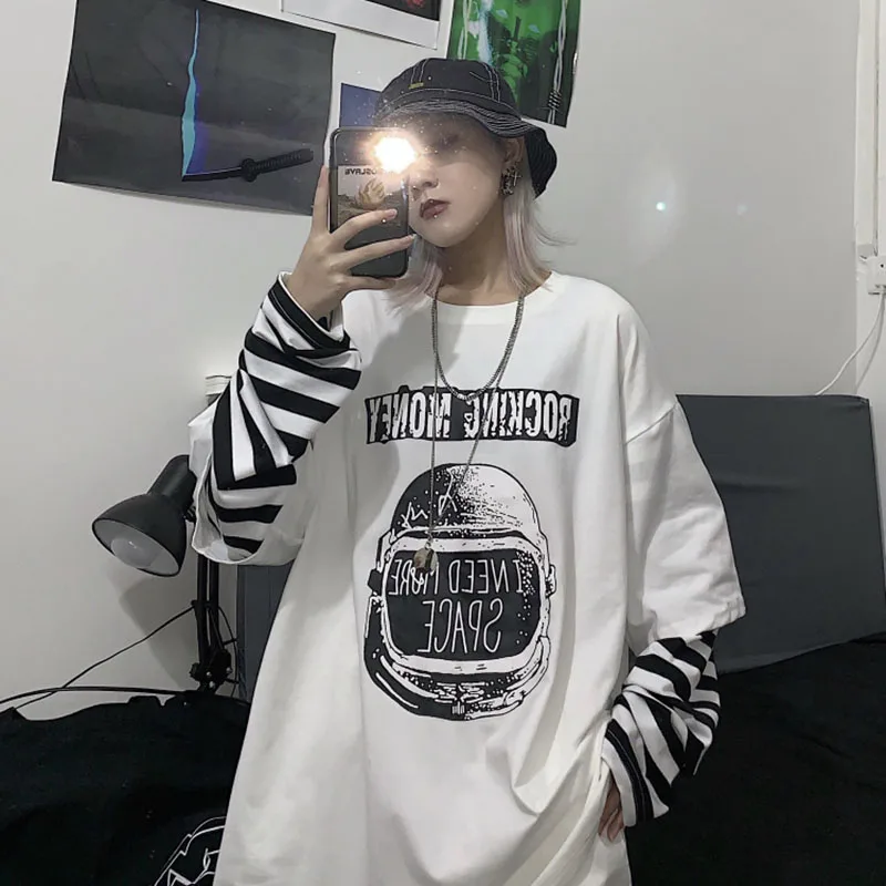 

High Street Creative Funny Print Patchwork Unisex Tshirt Striped Long Sleeve Neutral Style Loose Clothes Harajuku White Men Top
