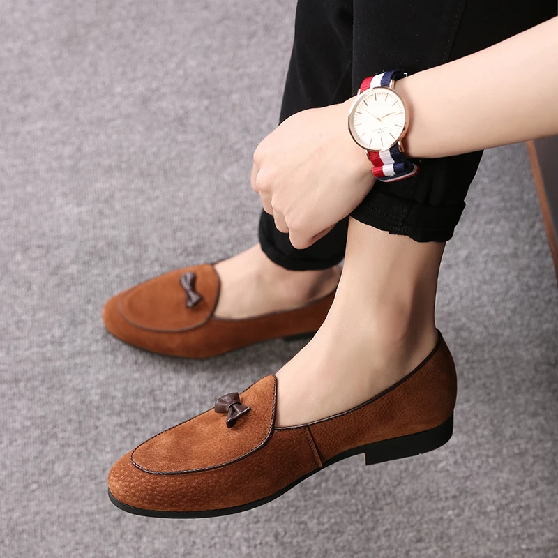 Большие размеры 37 48 Повседневная обувь из натуральной кожи с кисточками