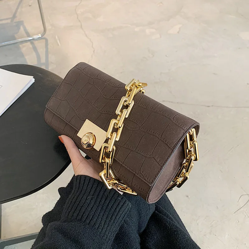 

French Niche 2021 Autumn Winter New Women Thick Chain Fashion Underarm Simple Retro Handbag Shoulder Bag