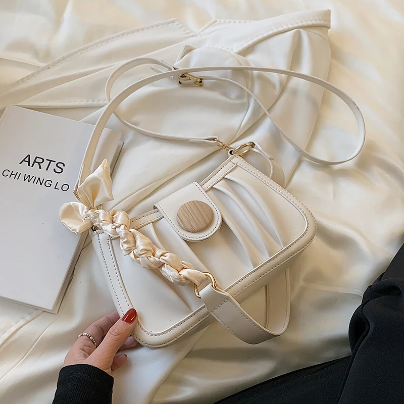 

Women's Handbags Pure Color Ribbon Chain Ruched Soft Leather Crossbody Shoulder Bag Wholesale 2021 New Elegant Female Bags