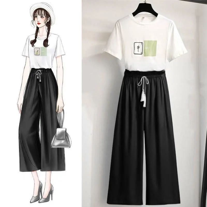 Женский спортивный костюм из двух предметов белый топ с круглым вырезом и