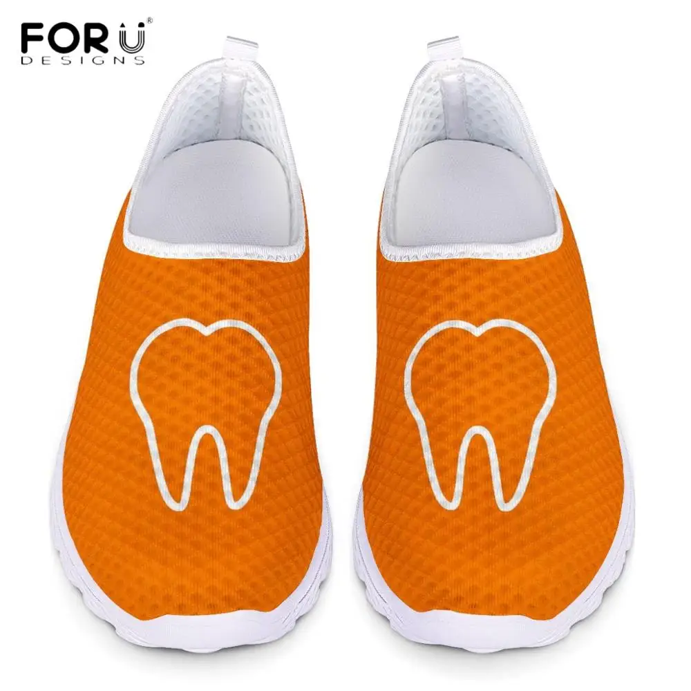 

Женские кроссовки на плоской подошве FORUDESIGNS, повседневные летние кроссовки без шнуровки с мультяшными зубьями, пляжная обувь для улицы