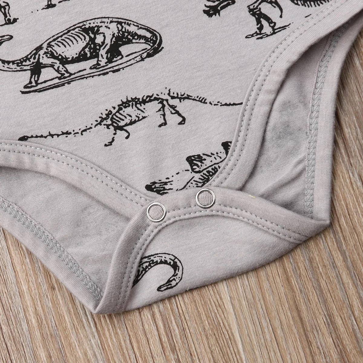 2019 Новое Осеннее хлопковое боди с длинными рукавами и динозавром для маленьких