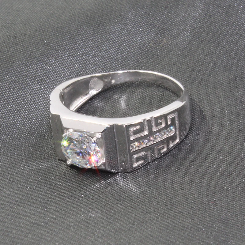 Мужское кольцо из серебра 100% пробы с муассанитом|Кольца| |