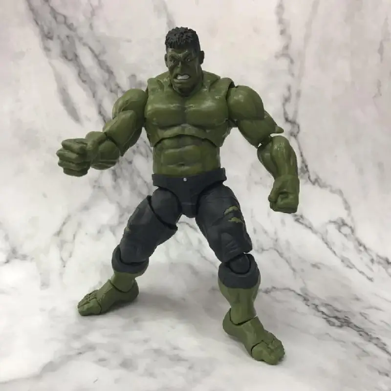 Экшн-фигурка из м/ф мстители | Игрушки и хобби