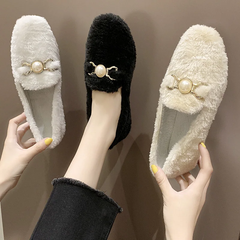 Женские меховые лоферы с большим жемчугом карамельных цветов из шерсти и меха