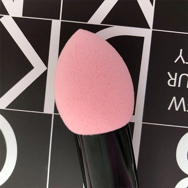 Профессиональная Кисть для румян 2 головки нейлоновая фотография две