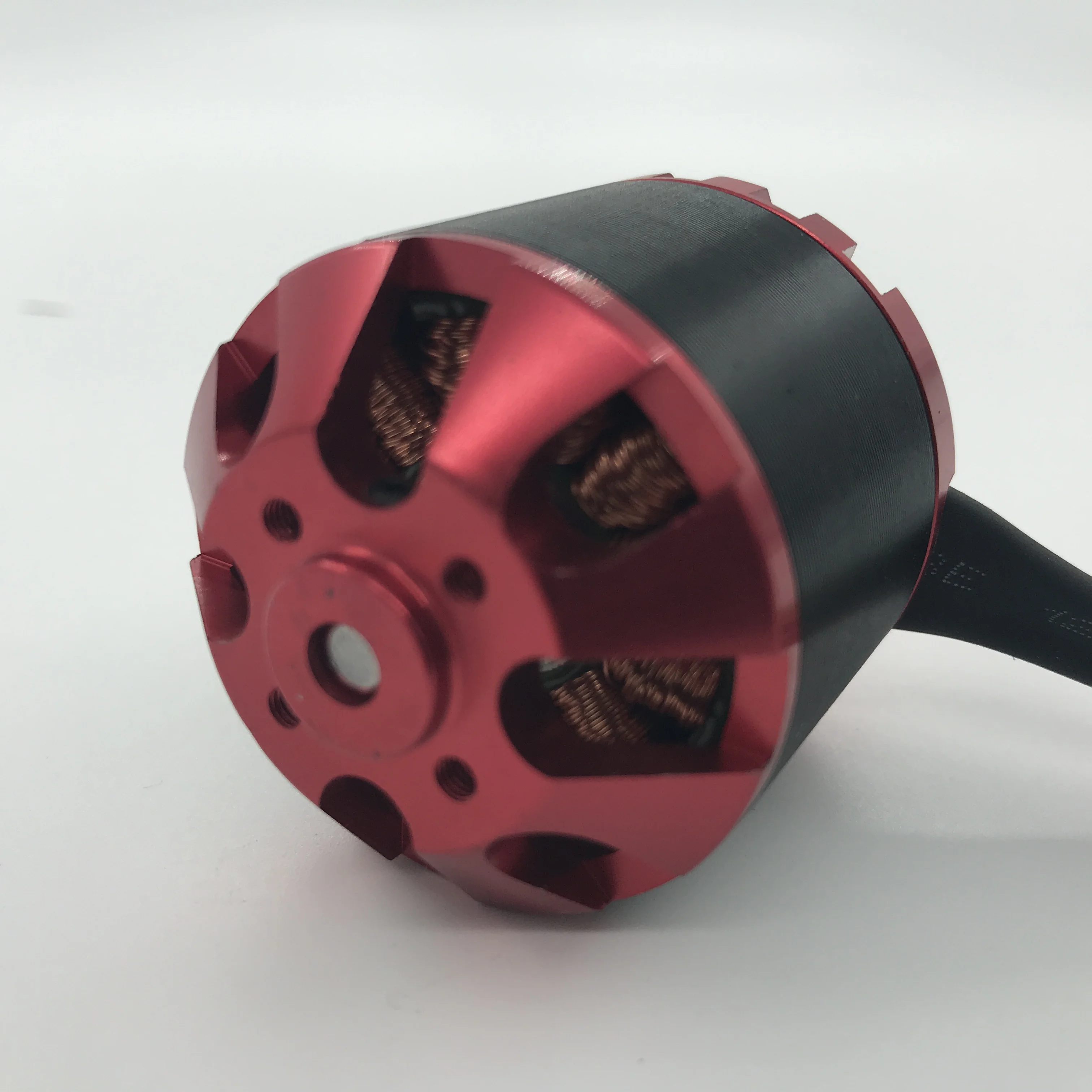 Бесщеточный двигатель EMP N4240/07 850KV 3 7S 800 Вт для радиоуправляемых квадрокоптеров|motor