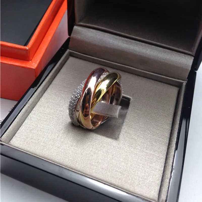 

Кольцо женское из серебра 300 пробы, 3 тона, 925 шт.