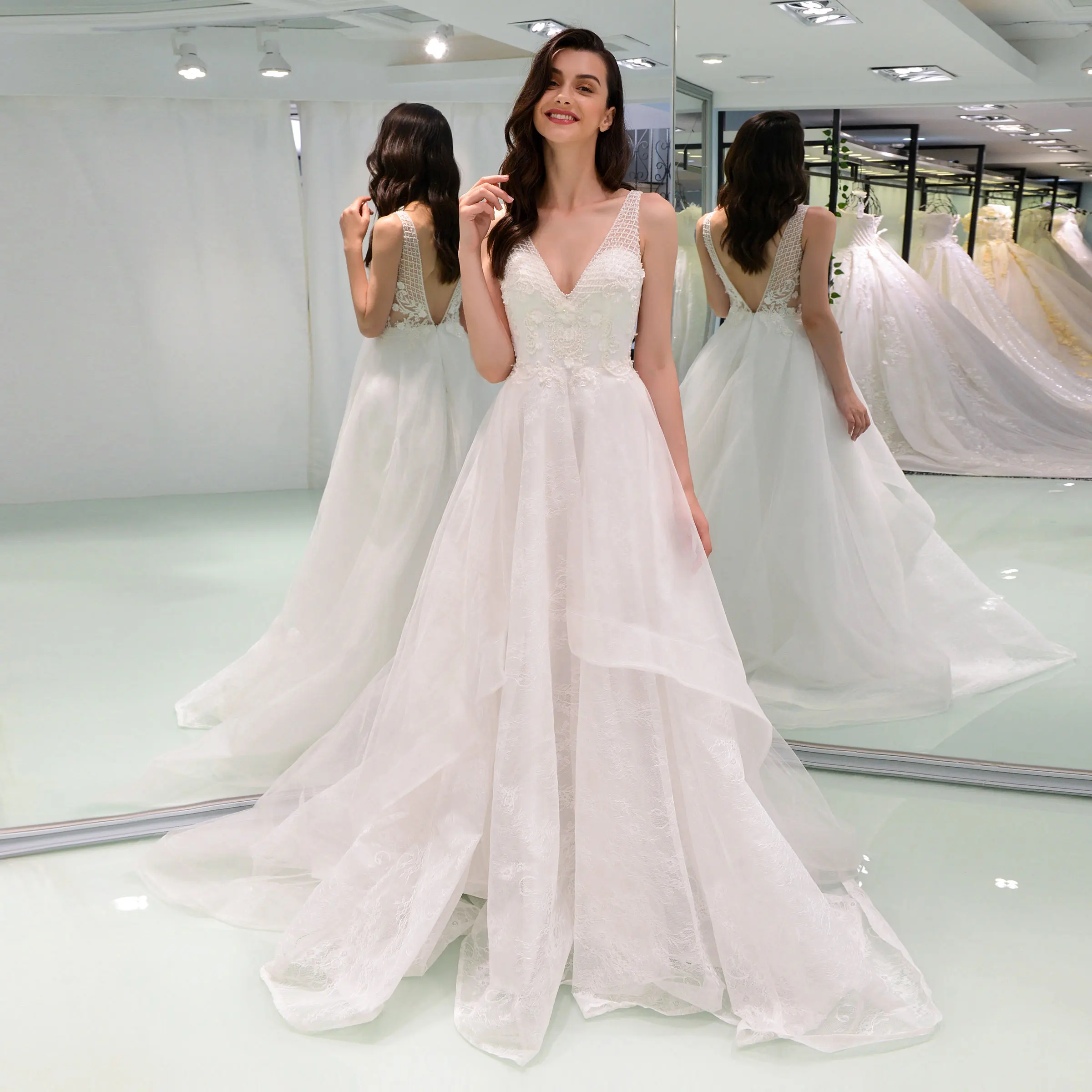 

Кружевное свадебное платье Tanpell, с V-образным вырезом, с аппликациями, слоновой кости, трапециевидной формы, без рукавов, с открытой спиной, д...