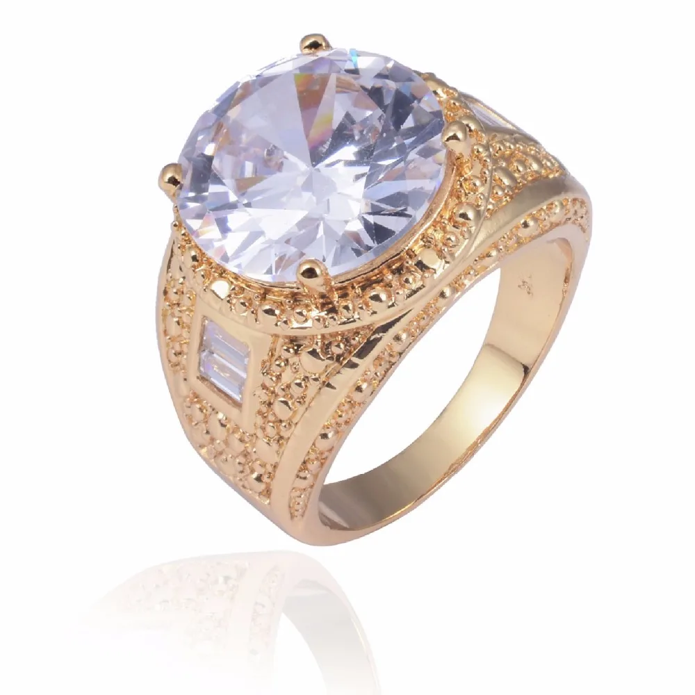 Мужское Винтажное кольцо с фианитом большое позолоченное 15 карат белым Сапфиром