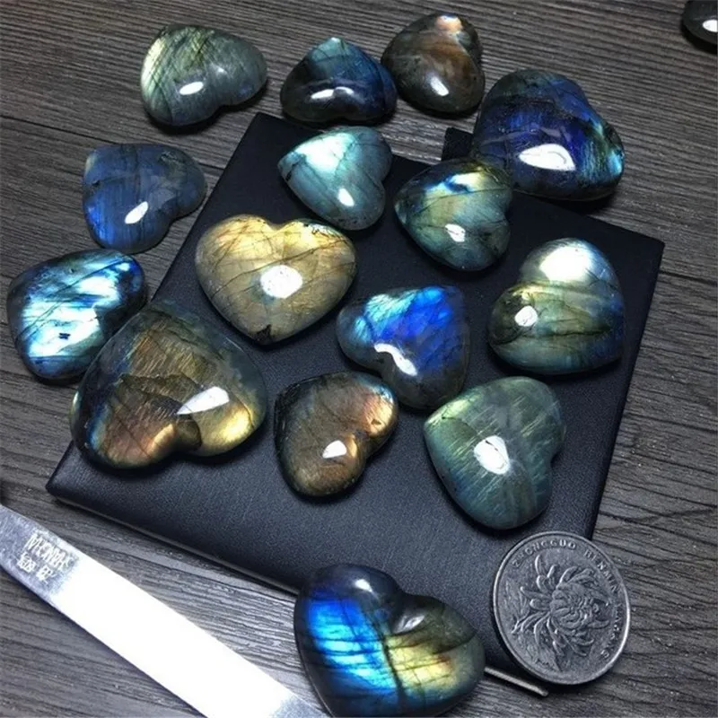 

Natural Polished Labradorite Hand Carved Heart-Shaped Healing Natural stones and minerals gemstones as wedding gifts for guests