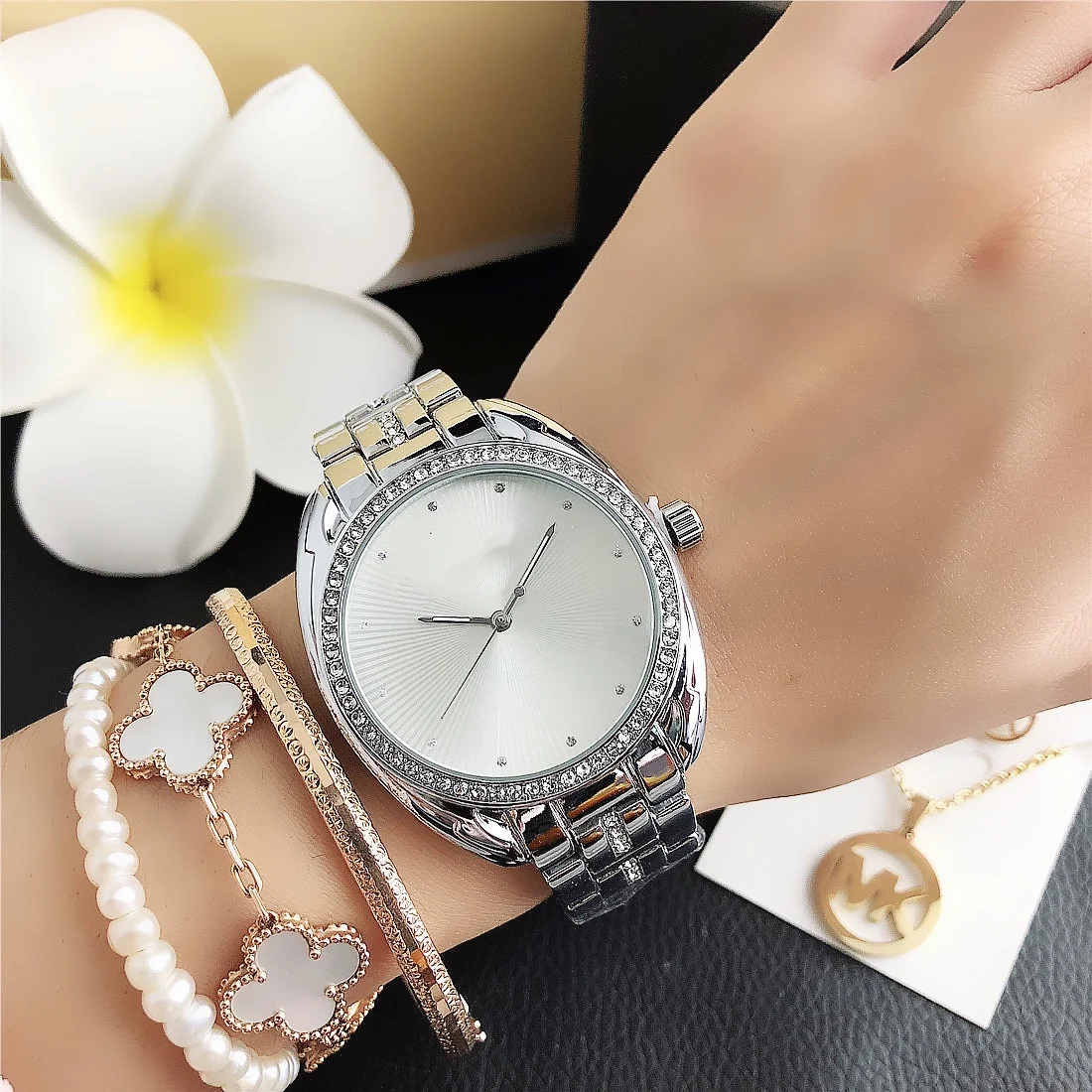 

Luxury Watch Diamond Watch Stainless Steel Gold Rose Gold Watch Quartz Watch Dimond Full Cover