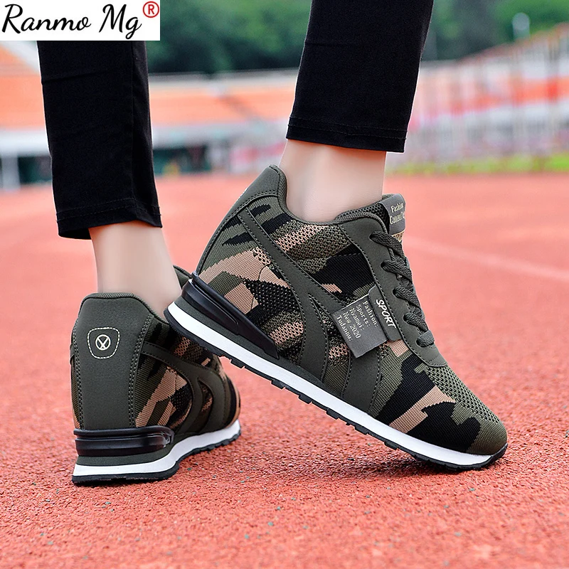 

2021 New Big Size Height Increase Women Casual Canvas Shoes Camouflage Lace Up High Top Tenis Sneakers New Combat Trainers Shoes