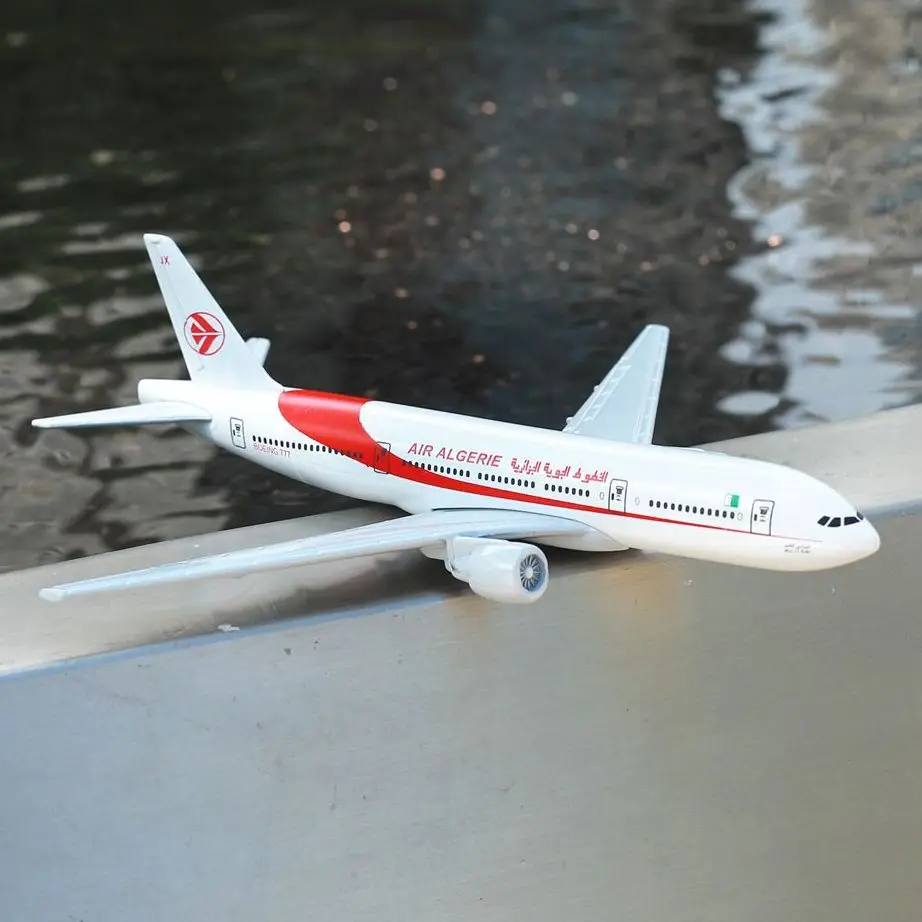 

Algerie Airlines B777 летательный аппарат сплав литье под давлением модель 15 см авиационный коллекционный миниатюрный орнамент Сувенирные игрушки