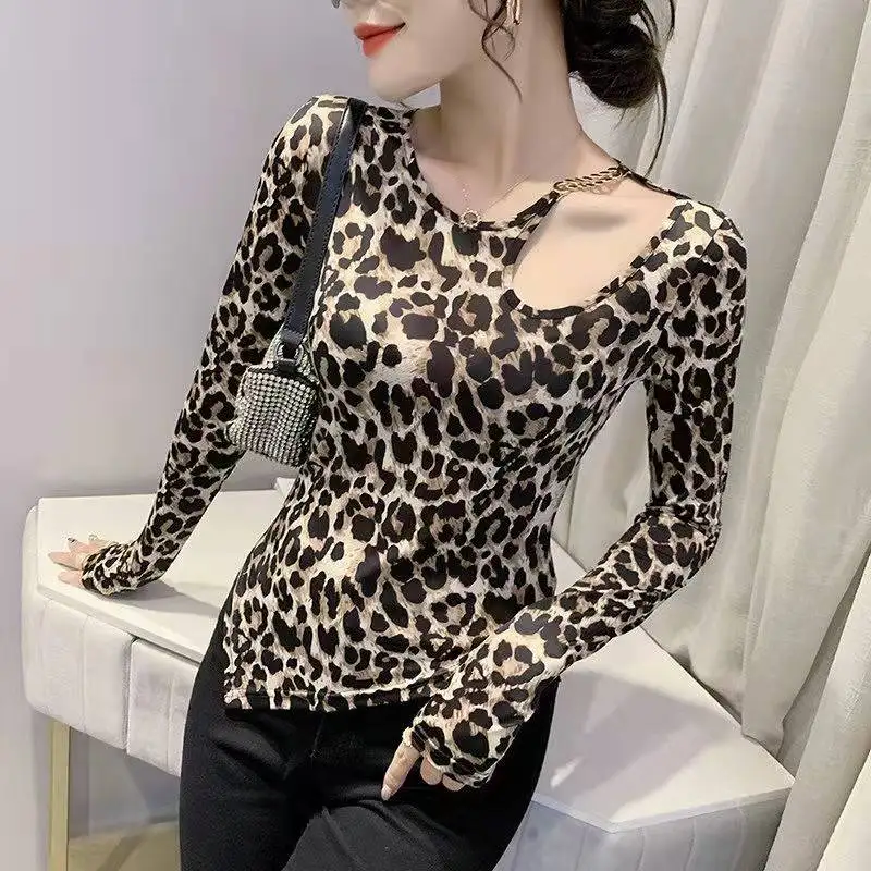 

Fashion Irregular Leopard Print T-Shirt Women's Long Sleeve 2021 New Sexy Hollow Out Shoulder Top LNS Fashionable Bottom Shirt