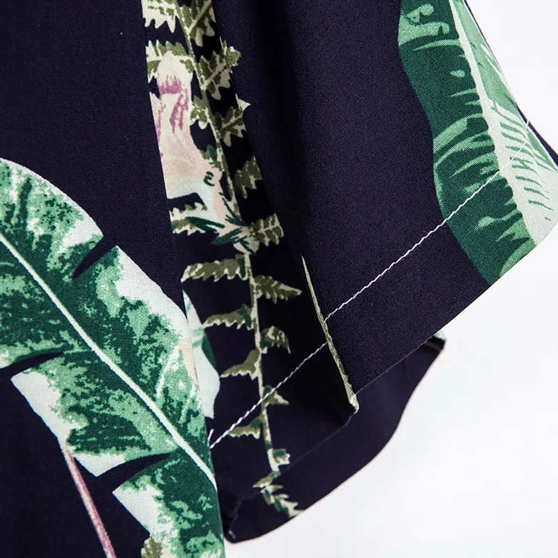 

Men Printed Hawaiian Beach Shirt Blouse Men Tropical Button Top Flexible Comfortable Leaves Shirt Casual Wild Shirt