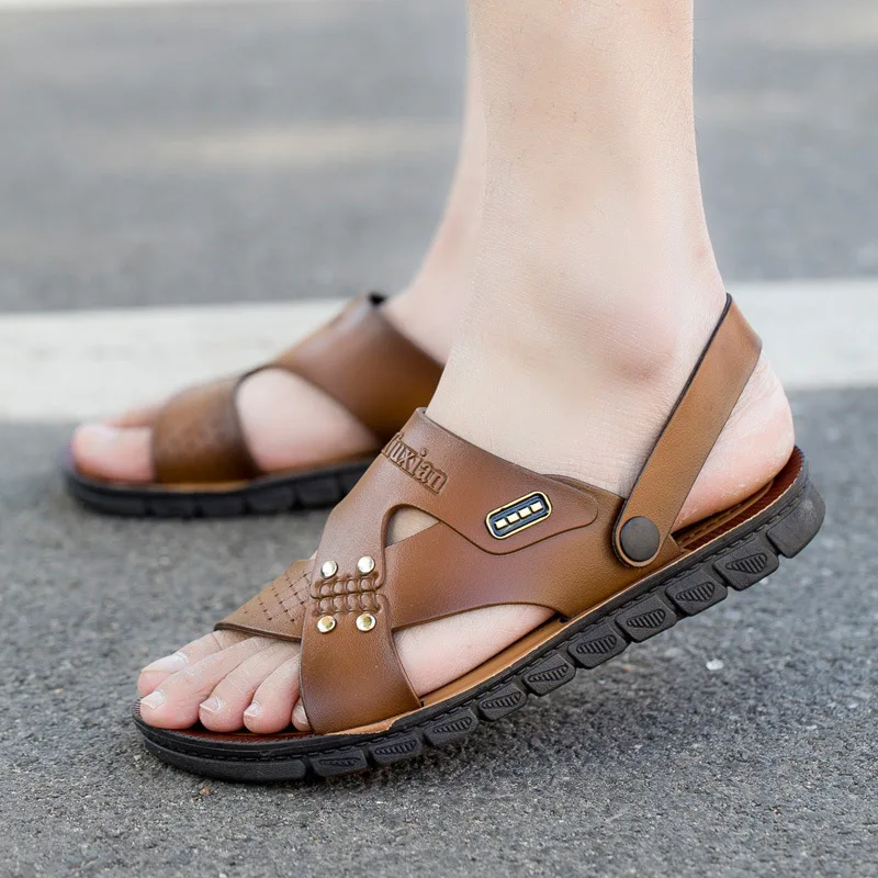 

Men's Summer New Outdoor Slippers Men's Fashion Two Wear Beach Shoes Non-slip Wear-resistant Men's Sandals Beach Sandals Shoes