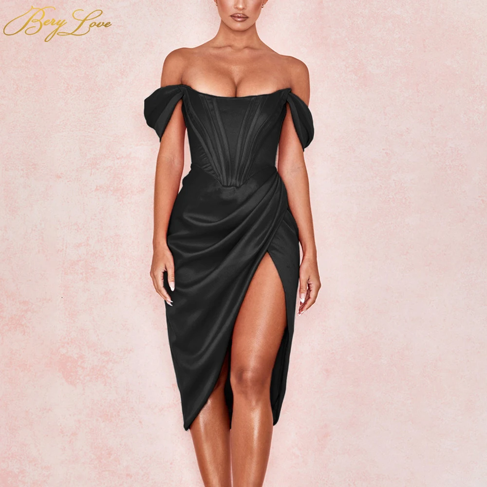 Красное платье для выпускного вечера с рукавами крылышками вечернее атласное