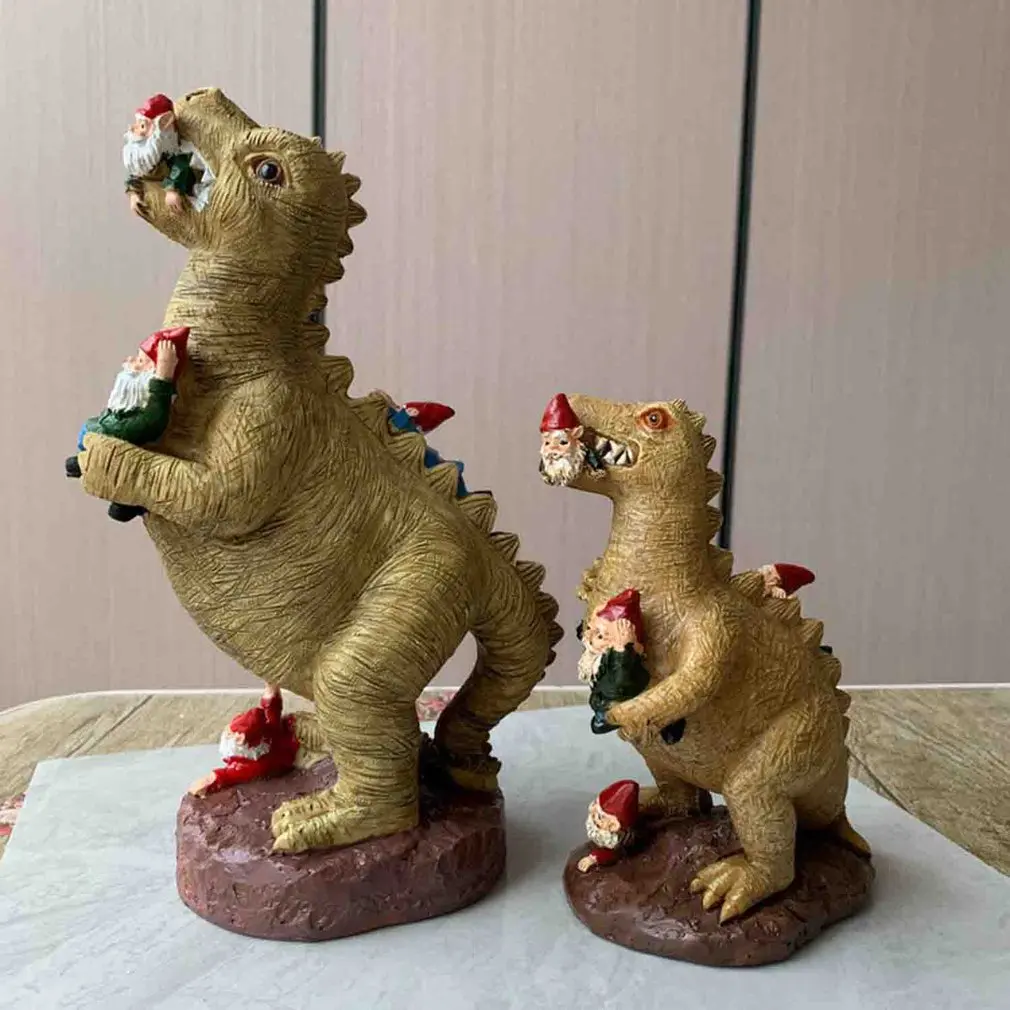 Гном, кормящийся дварф-динозавром, садовое искусство на открытом воздухе, статуэтка из смолы, творческий подарок, украшения.
