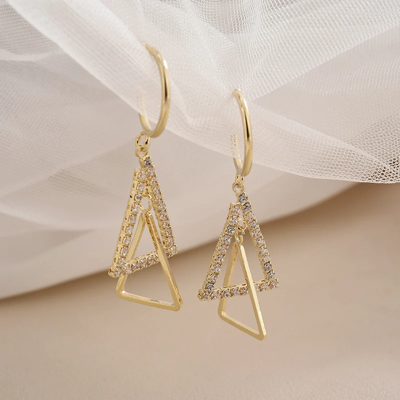 

Korean Fashion Long Hanging Earrings Geometry Jewelry for Women Modern Women's Earrings 2022 Dangle Earrings