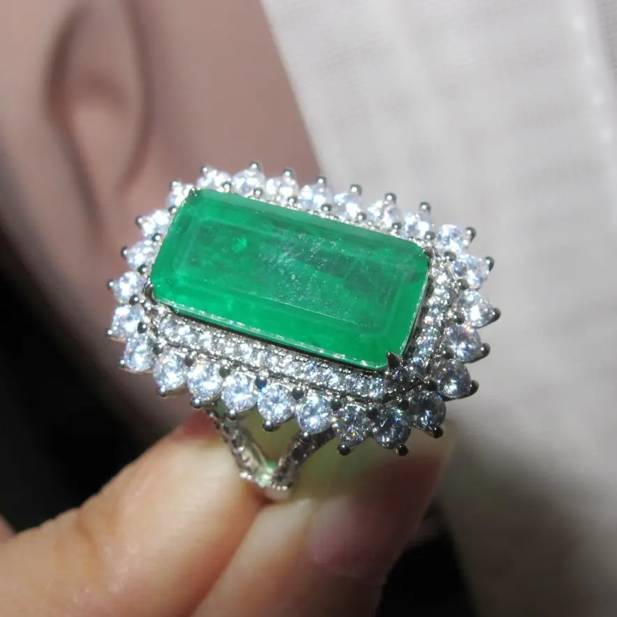 В европейском стиле большие синтетический алмазный циркон изумруд камень