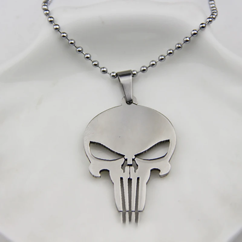 Ожерелье в виде рыцаря супергероя 1 шт. | Украшения и аксессуары