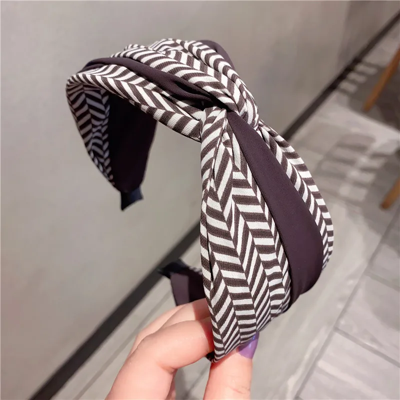 

Wide Top Knot Hair Bands For Women Headdress Striped Cross Cloth Headband Bezel Girls Hairband Hair Hoop Female Hair Accessories