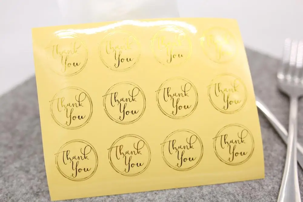 Прозрачные круглые наклейки с золотым рисунком подарочные бумажные