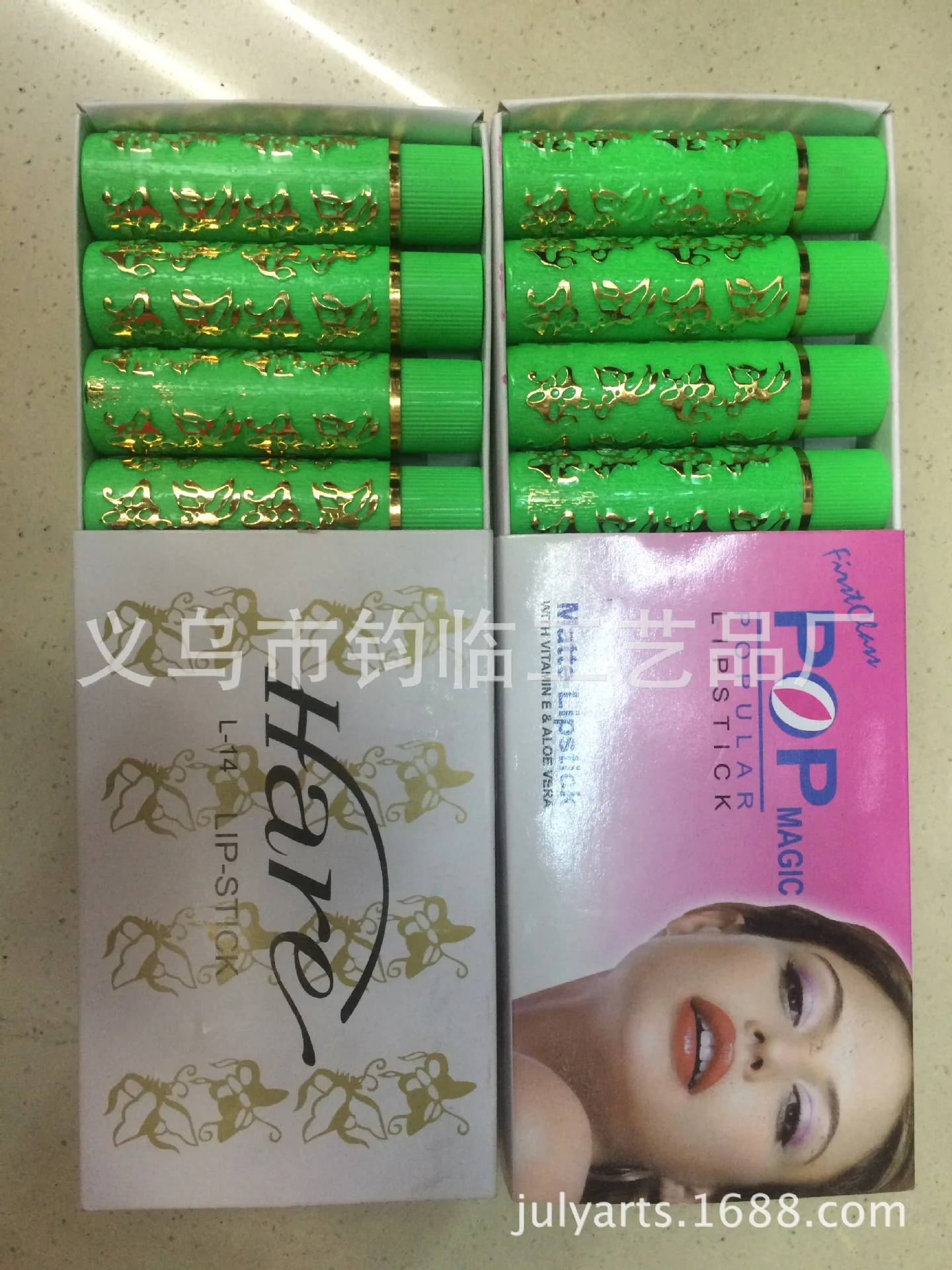 

6Pcs/BOX Dark Green Magic Spotting Lipgloss Lipstick Long Lasting Lip Liner Butterfly Green Lipstick Cosmetics Makeup Maquiagem