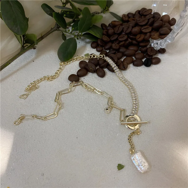 

2021 summer fashion Korean style metal ot buckle Necklace shaped pearl tassel pendant temperament cool wind clavicle chain
