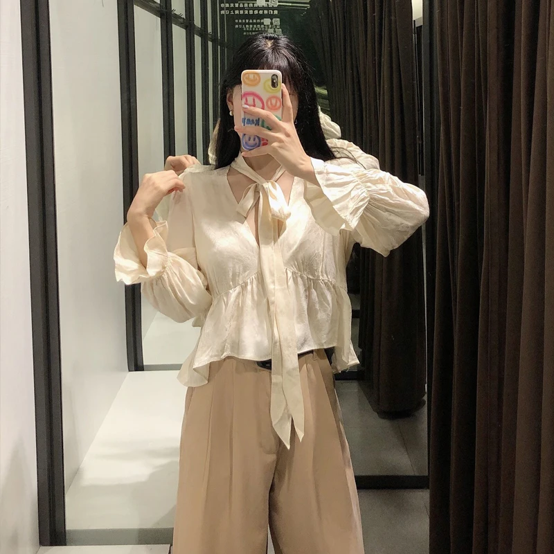 Sexy Floral Jacquard Women blouse With bow 2020 Autumn Spring Flare sleeve Female Loose shirt tops Ladies wear Chic YNZZU YT909 | Женская