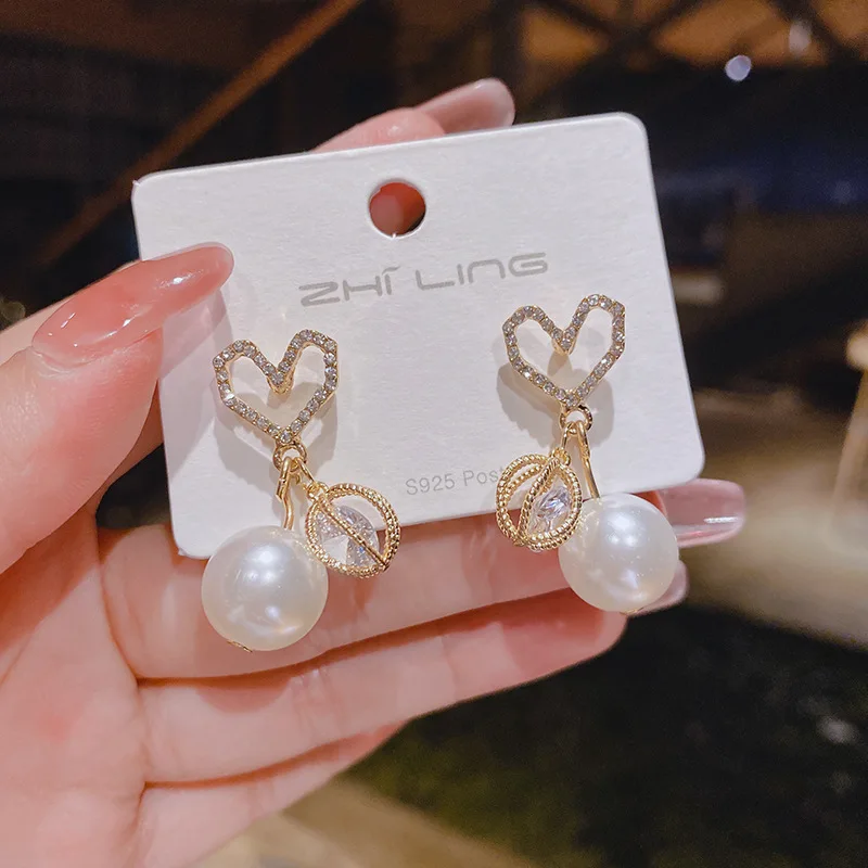 

2022 New Luxury Korea Fashion Rhinestone Eardrop Hanging For Womans Long Pendant Earrings love Imitation pearl Trend Jewelry