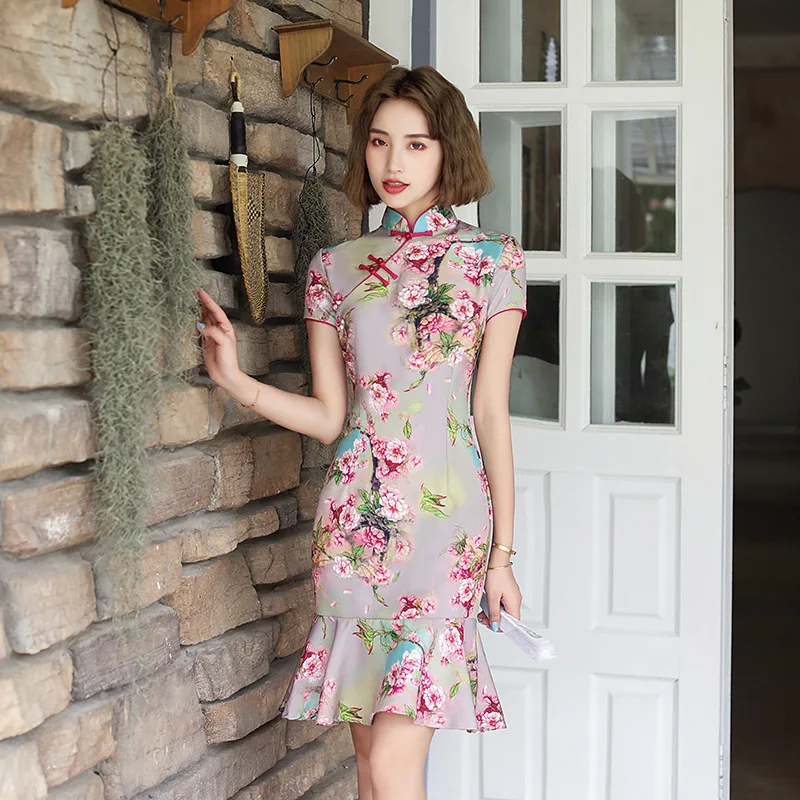 

Sheng Coco Cheongsam Modified Girl Fishtail Dresses New Fashion Young Style Slim Sexy Short Summer Tudent Qi Pao Mini Short Pink