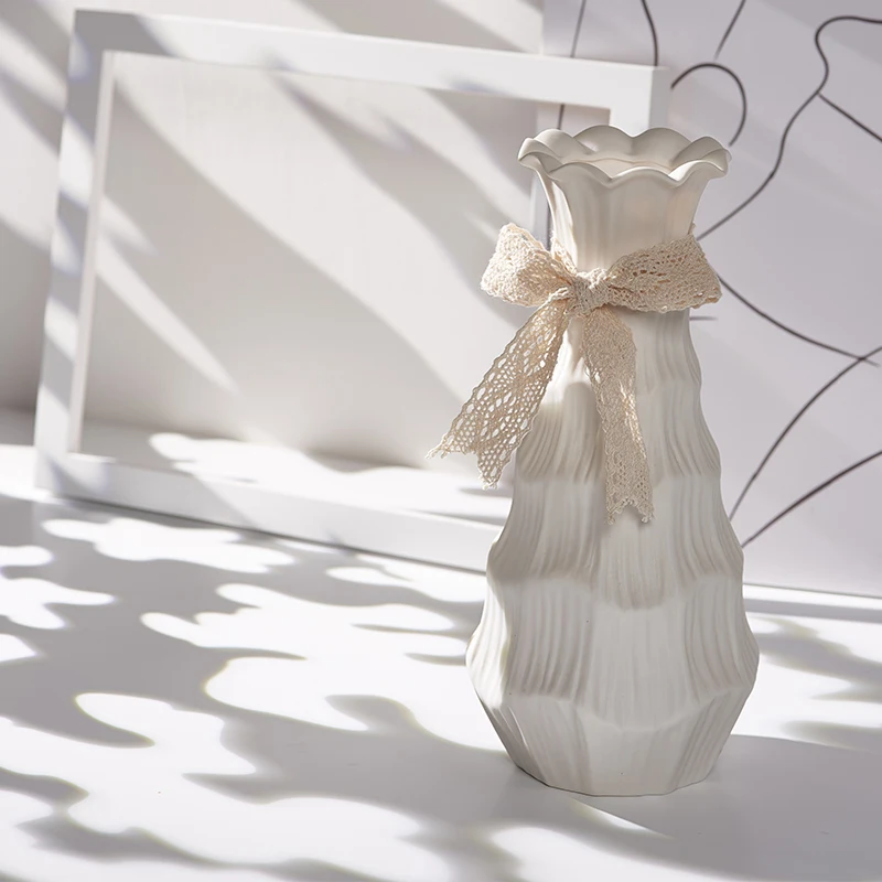 

White Literary Gypsophila Dried Flower Vase Ceramic Water Planting Flower Arrangement Nordic Living Room Modern Decorations