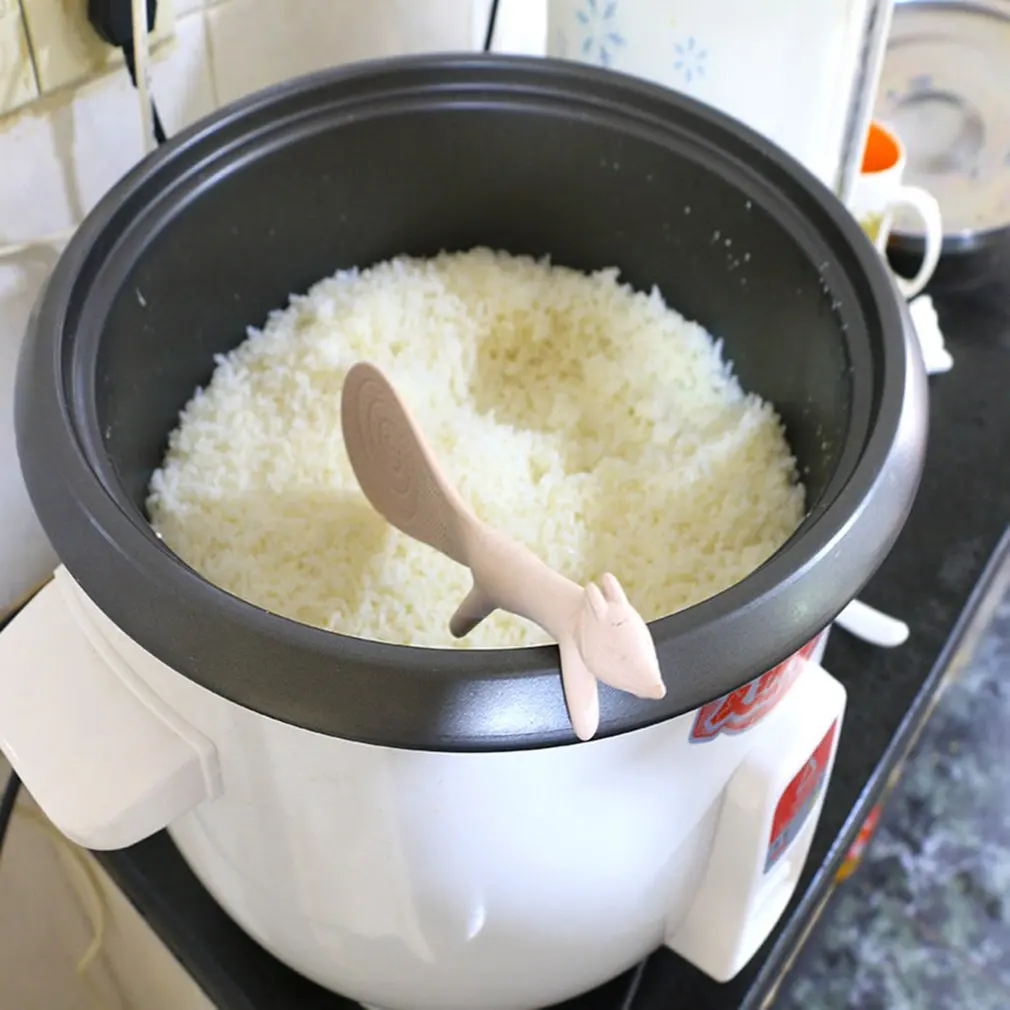 

Creative Design Lovely Home Kitchen Supplies Wheat Straw Plastic Squirrel Shape Non Stick Rice Paddle Spoon