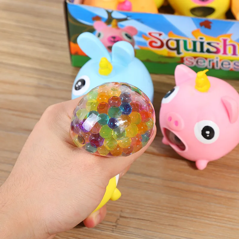 Розовый Свинья вентиляционное отверстие руки сжимает мяч ребенок сжимающий