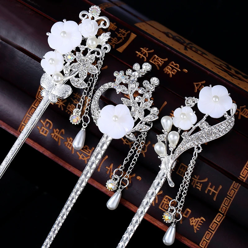 

Womens Vintage Chinese Style Hair Stick Metal Rhinestone Chopstick Tassel Pearl Flower Hairpin Hair Clip Pin Jewelry Accessories