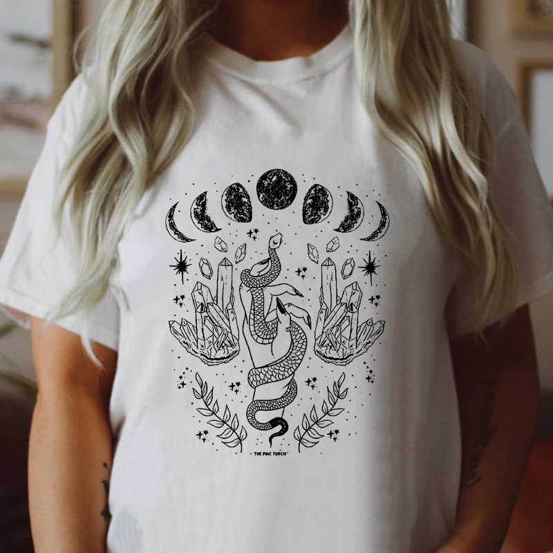 

2021 New Mystical Moon With Snake T-shirt Trendy Moon Phases Witch Tshirt Fashion Women Crescent Moon Graphic t