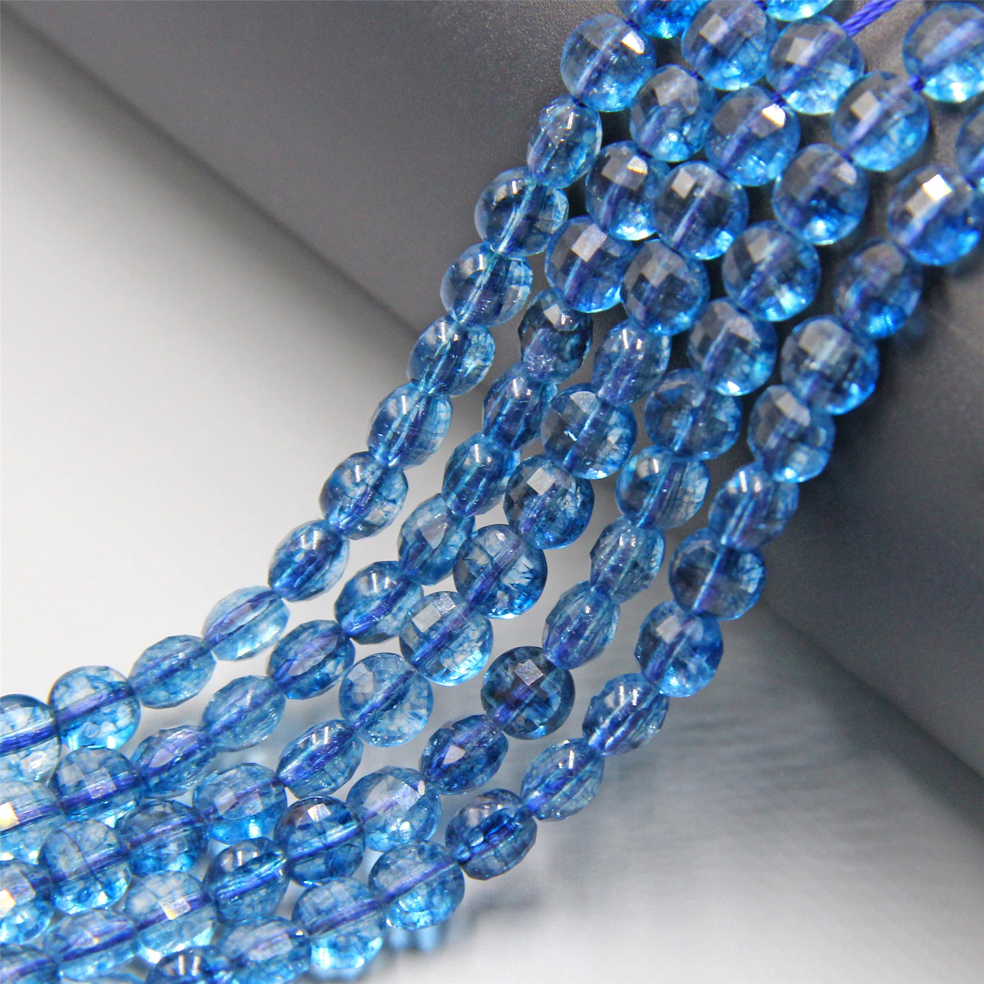 Натуральные круглые бусины из синего кварца плоские граненые для
