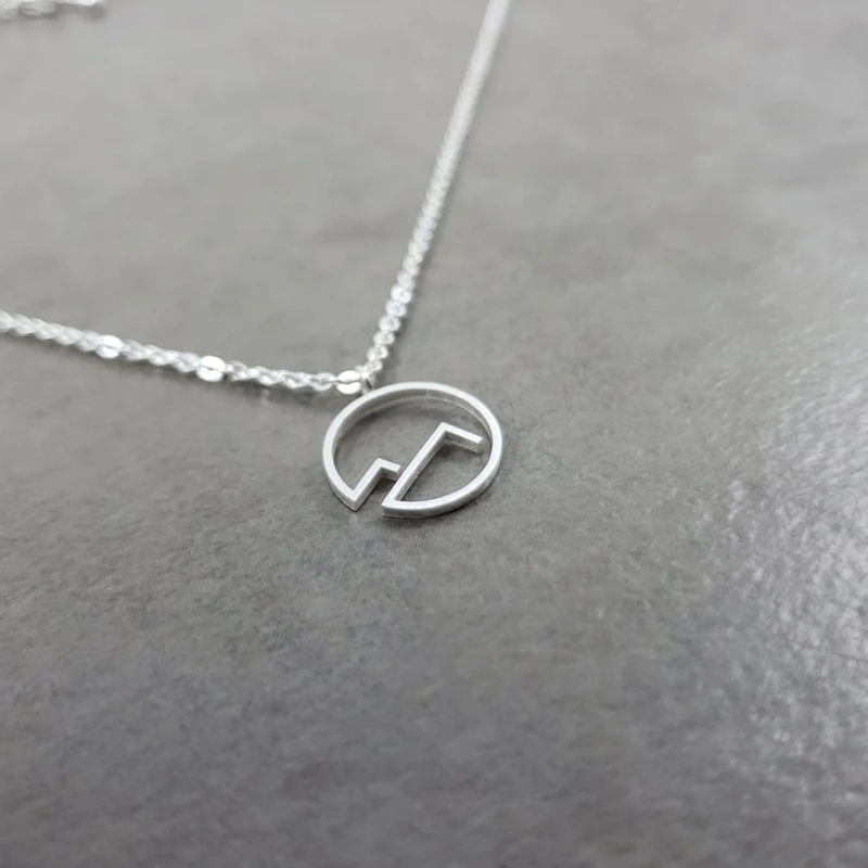 Минималистское ожерелье с подвеской из нержавеющей стали цвета розового золота