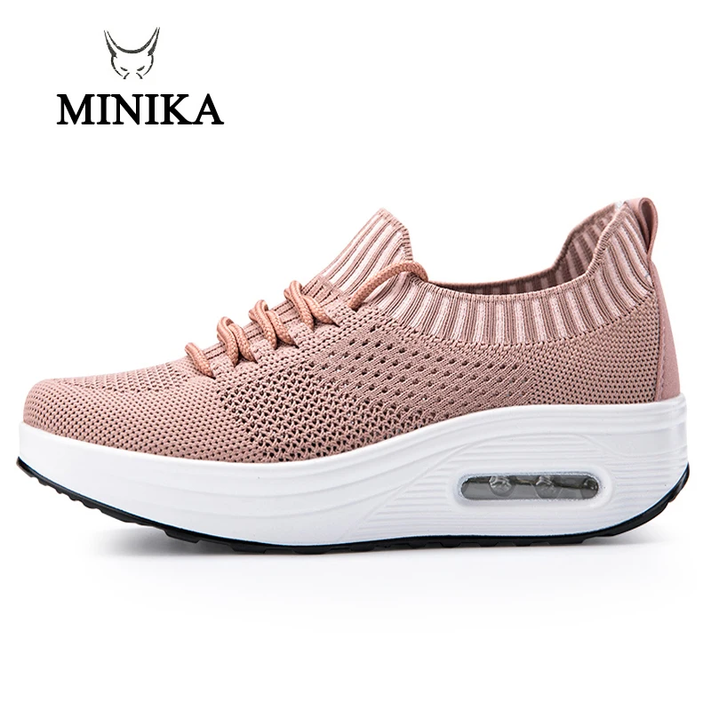 Женские тонизирующие кроссовки на танкетке 4 5 см Прогулочные для коррекции