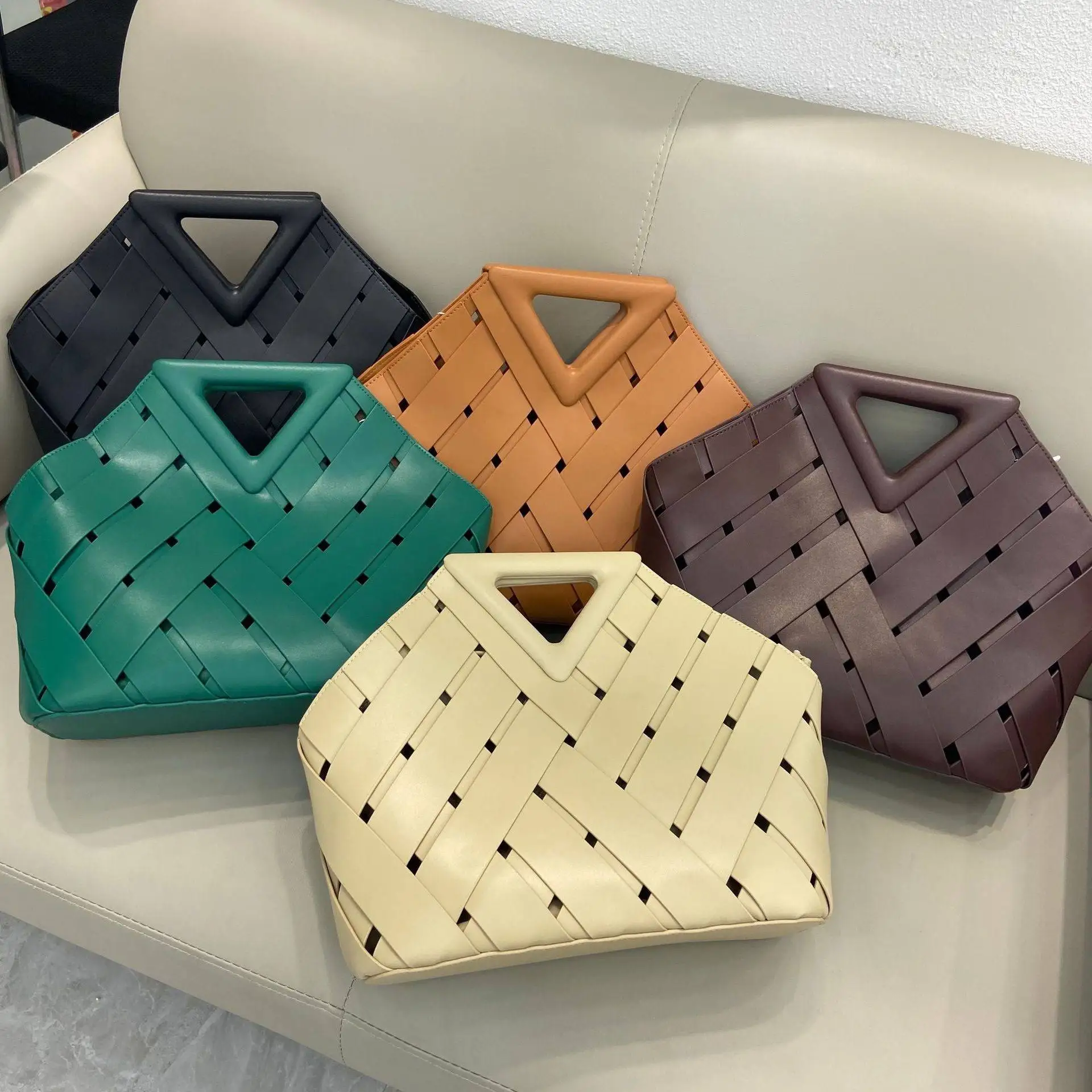 2021 Women's Shoulder Bag 100% Genuine Leather Handmade Woven  Bag Luxury Brand Fashion Designer Totes Bolso