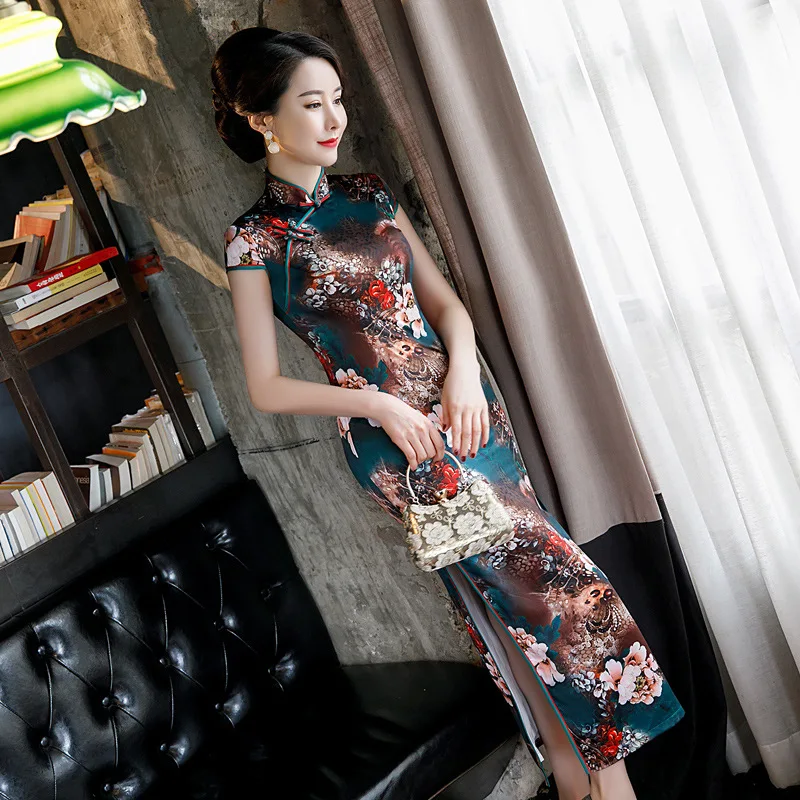 

Ladies Vintage Cheongsam Dresses Long Chinese Floral Print Qi Pao Daily Satin Cheongsam Oriental Style