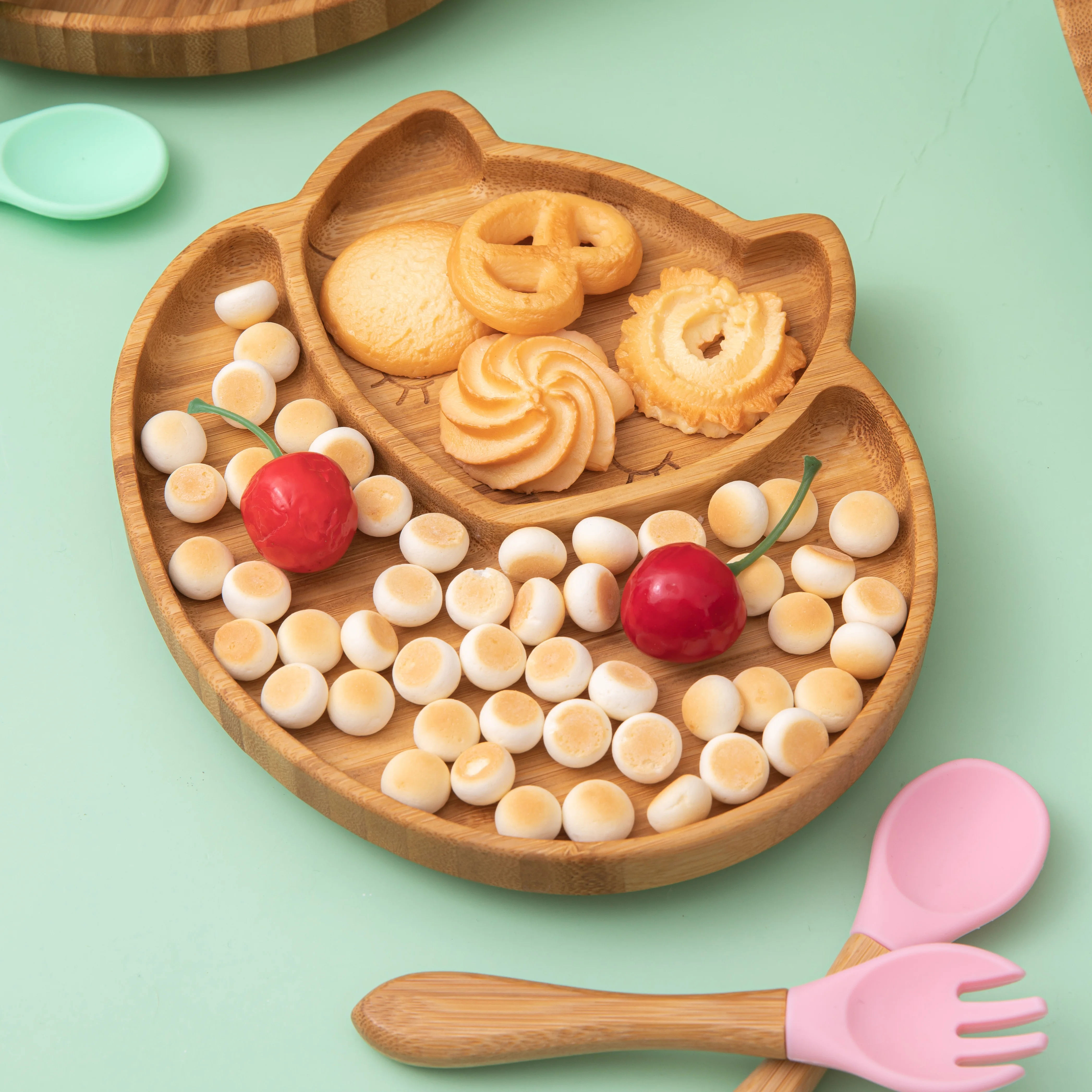 Custom Baby Bamboo Feeding Bowl Spoon Fork Fox Pattern Food Tableware Kids Wooden Training Plate Silicone Suction Cup Removable
