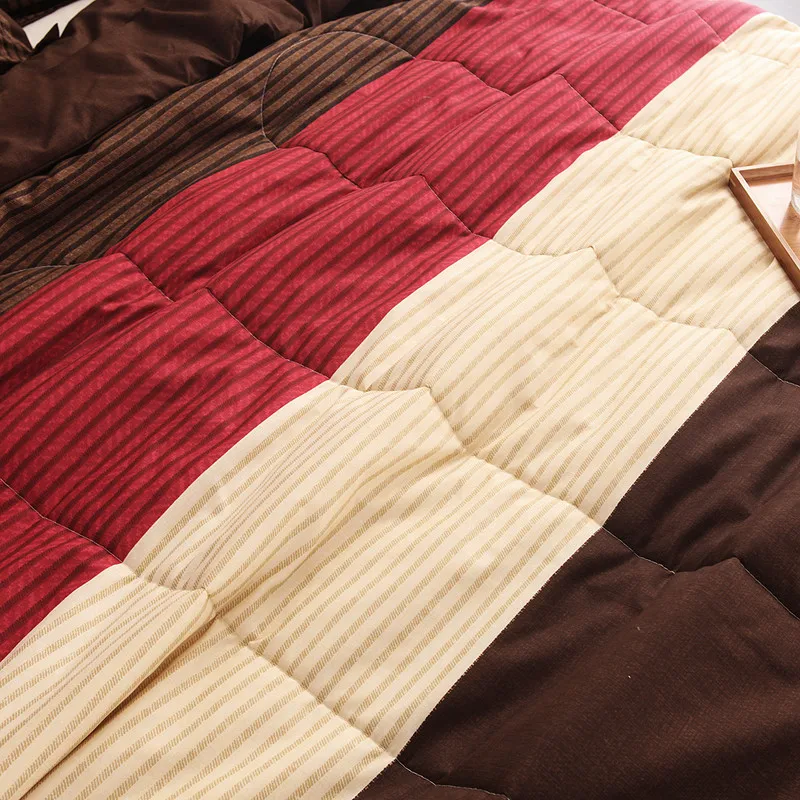 Новинка 2018 Комплект постельного белья в простом стиле одеяло + наволочка