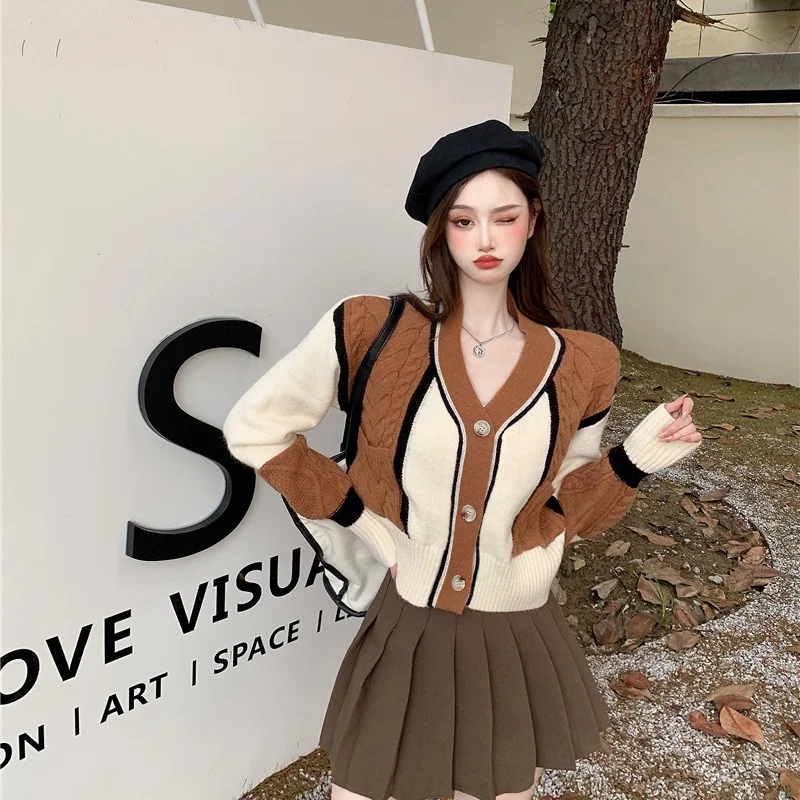

Нежный свитер контрастных цветов в стиле ретро, кардиган, Женское пальто на осень и зиму, дизайнерская нишевая короткая вязаная верхняя оде...