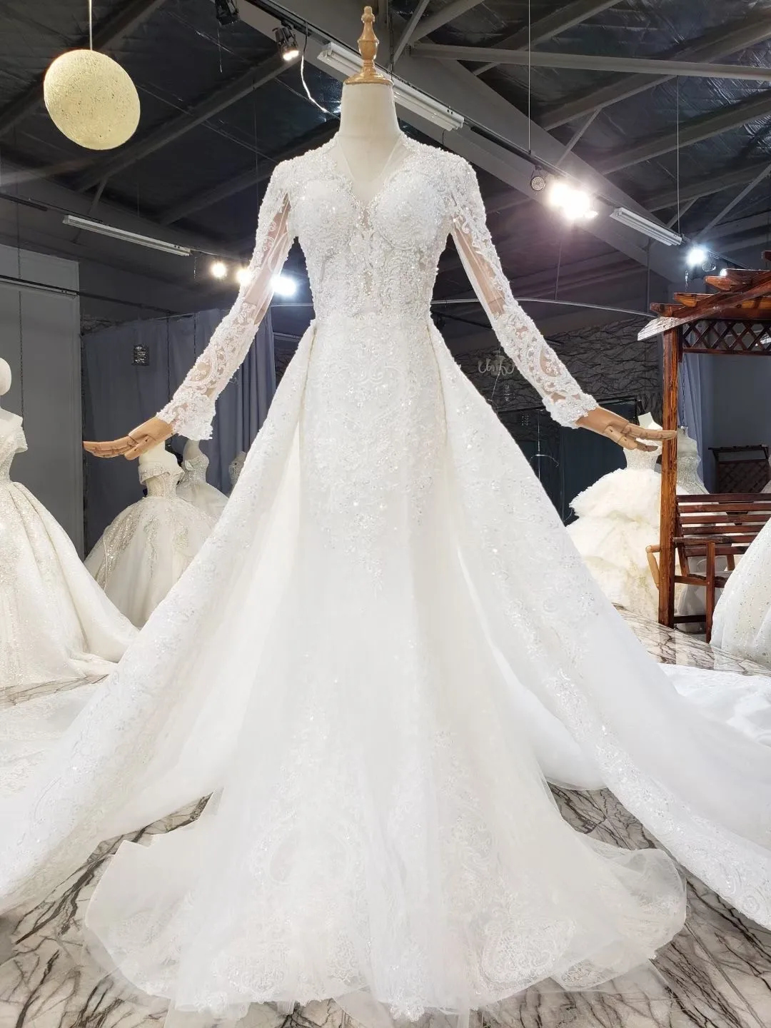

2020 Luxury Mermaid Wedding Dresses Sheer V Neck Long Sleeves Illusion Full Lace Applique Overskirts Button Back Chapel Train