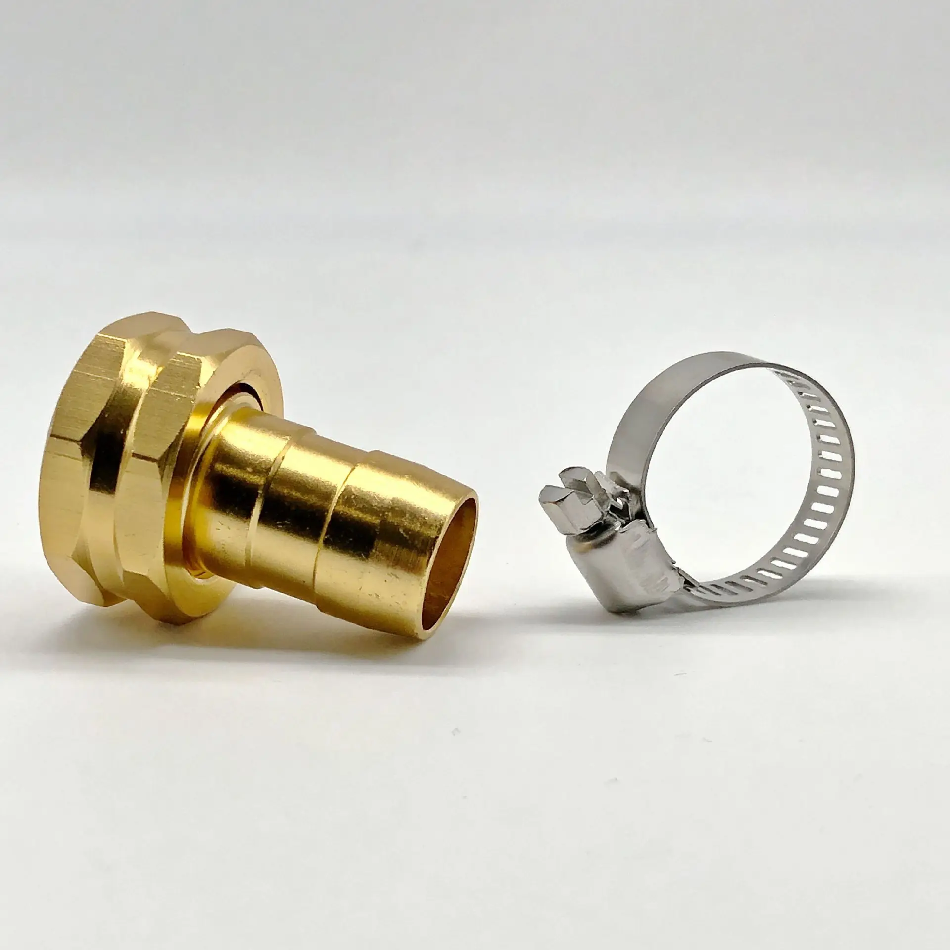 

1 Set Garden Hose Repair Mender Kit With Clamps Fit For 3/4" Or 5/8" Garden Hose Fitting