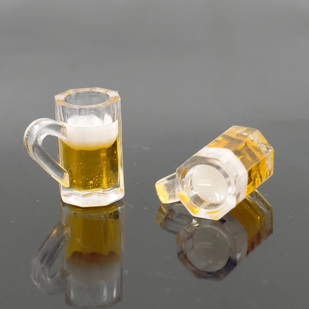 

Миниатюрные аксессуары для кукольного домика, пивная кружка из смолы, бокал для имитации вина, украшение для кукольного дома, 4 шт., 1/12